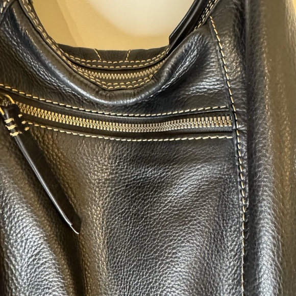American Leather Co. Black Leather Shoulder Bag - Picture 5 of 9